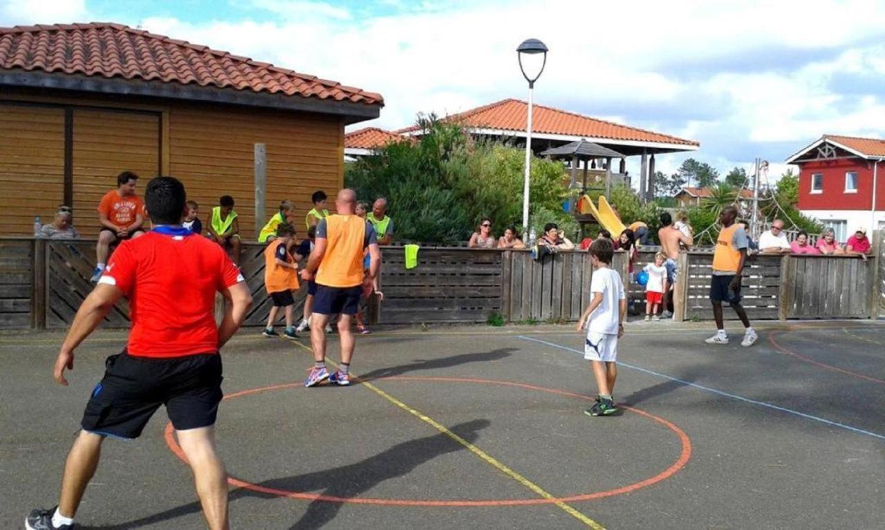 Vakantiepark Laouchet Le Hameau Des Grands Lacs